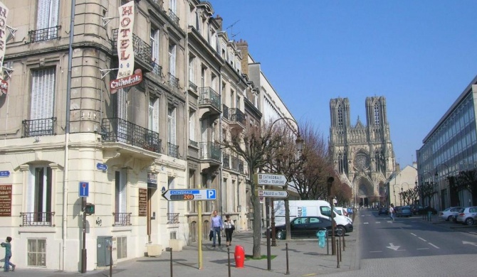 Hôtel De La Cathédrale