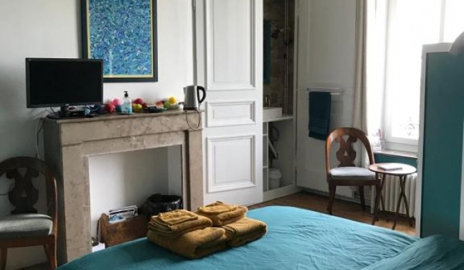 Chambre cosy dans maison de maître