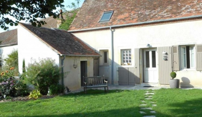 Gîte Le Veurdre, 3 pièces, 4 personnes - FR-1-489-226