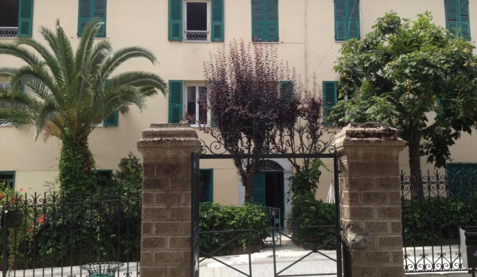 casa Eugenie : l'appartement de Jules Felix dans une belle maison de village